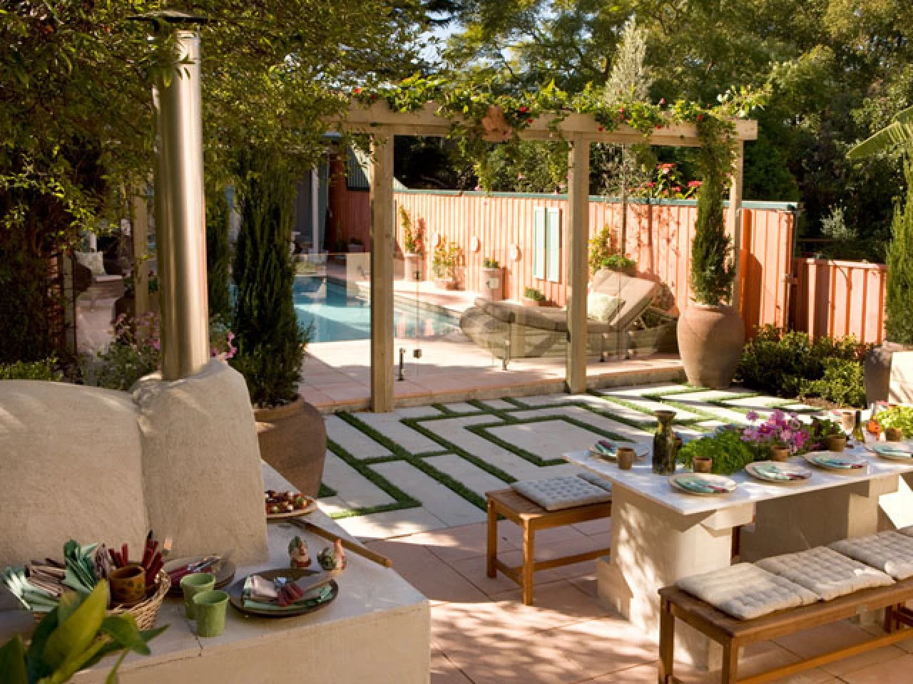 10 Mediterranean-Inspired Outdoor Spaces | HGTV, image size:1280x960