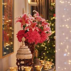 Christmas Centerpiece With Red Hydrangeas and Stargazer Lilies