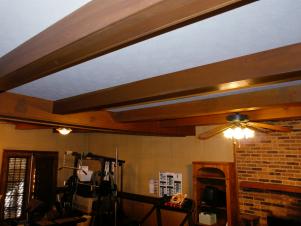 HRMYM101_basement-ceiling-before_s4x3