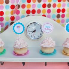 Cupcakes with Personalized Labels