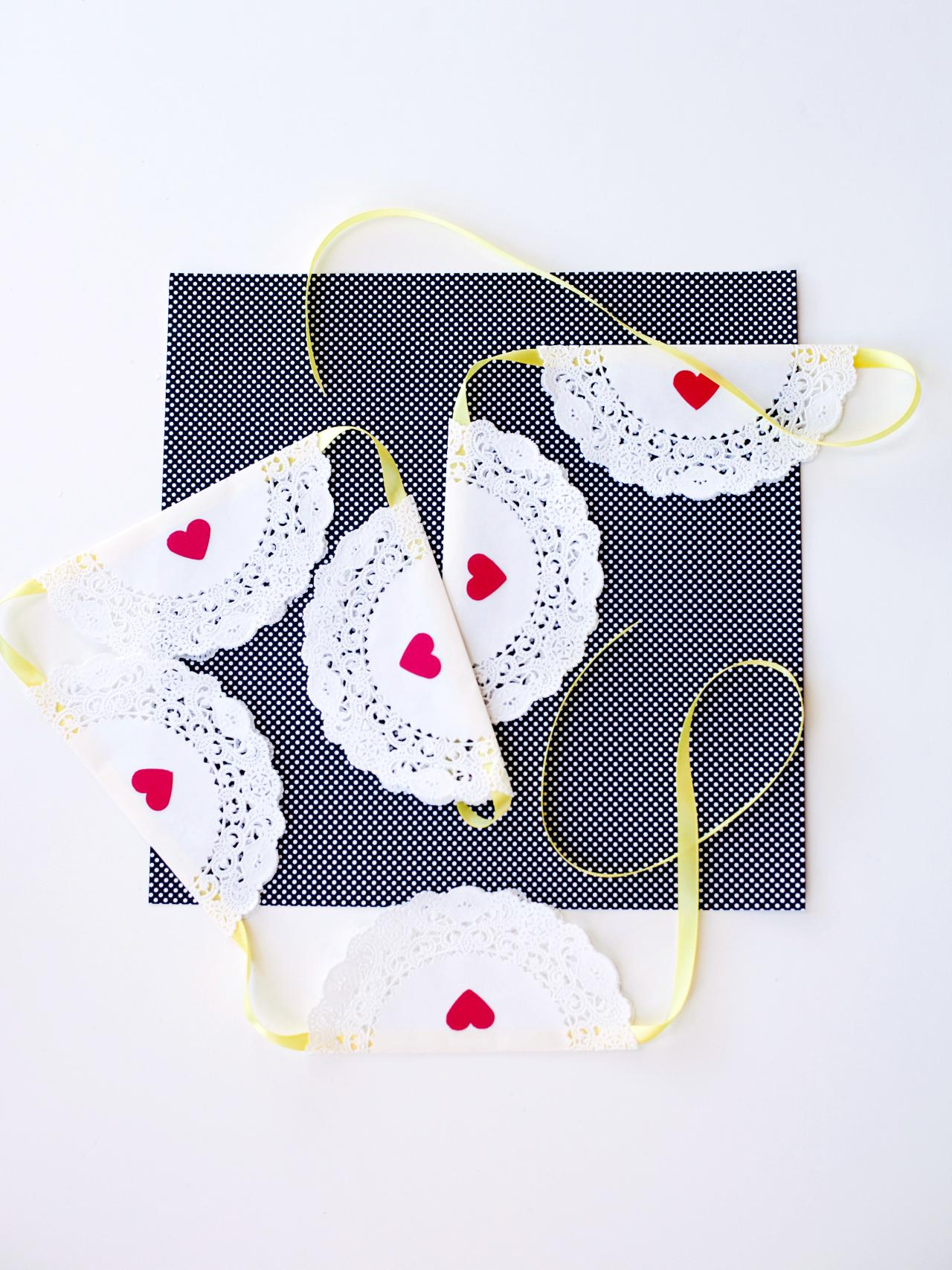 Heart Garland Paper Craft for Valentine's Day