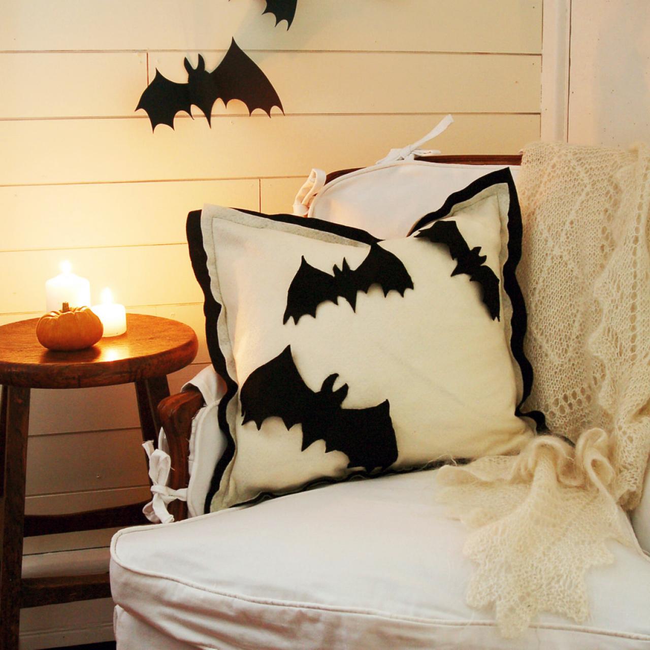 Halloween Pillow, Cute Ghost Pillow, Holiday Pillows for Home Sofa