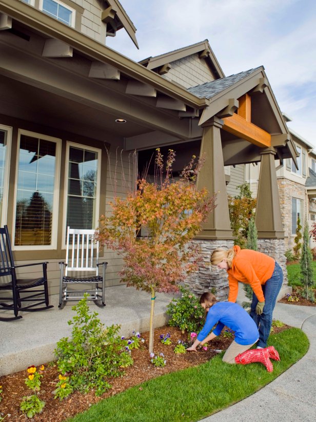 Hardscape And Landscaping On Front Walkway