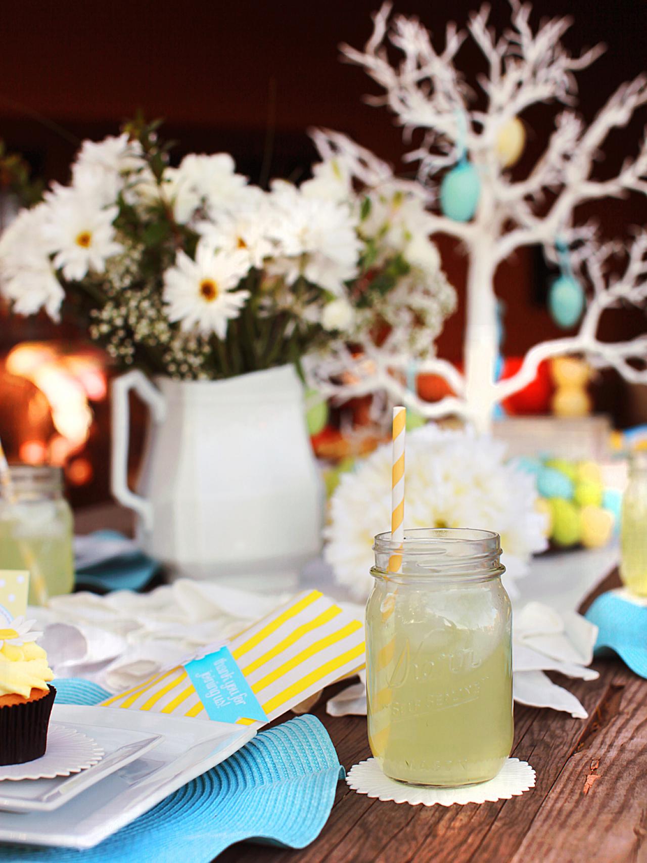 Blue and Yellow Mother's Day Brunch Decor » The Tattered Pew