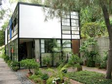 Eames House Mid Century Modern in Los Angeles