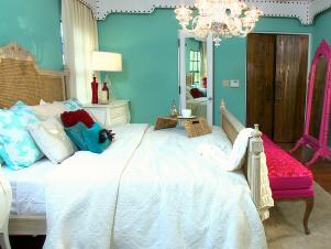 HCLRS2Q11_teal-pink-bedroom_s4x3