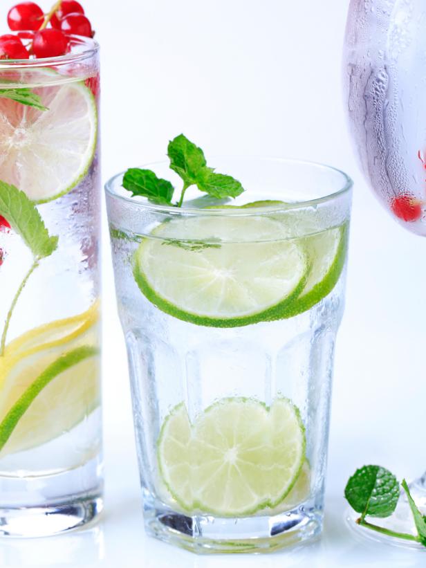 Raspberry Vodka Soda With Lime