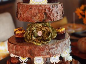 Thanksgiving Cupcakes on a Tiered Stand