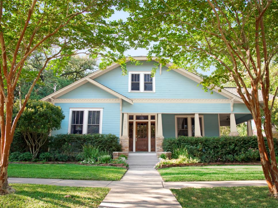 Boost Your Curb Appeal With a Bungalow Look | HGTV