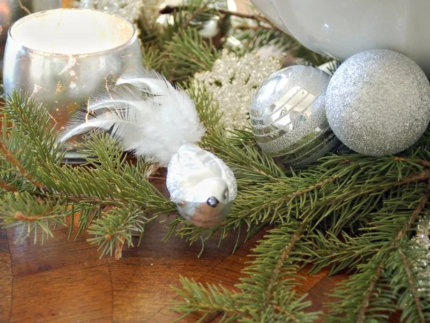 Elegant Bird offers Christmas Centerpiece- Silver Bird Christmas Table Centerpiece-Luxury Christmas Table Centerpiece-Silver White Holiday Decor