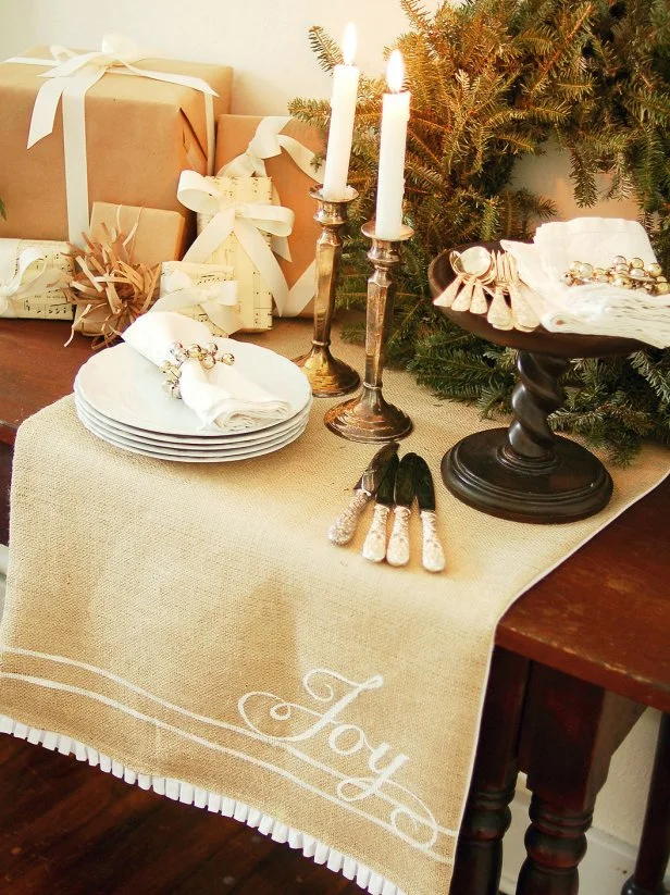 How to Make a Hand-Painted Burlap Table Runner | HGTV