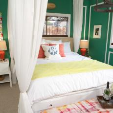Preppy Green Bedroom With Canopy Bed