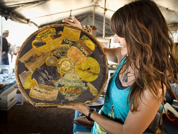 Travel With the Junk Gypsies to Flea Markets | HGTV