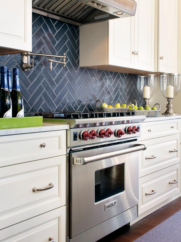 40 Beautiful Black White Kitchen Designs