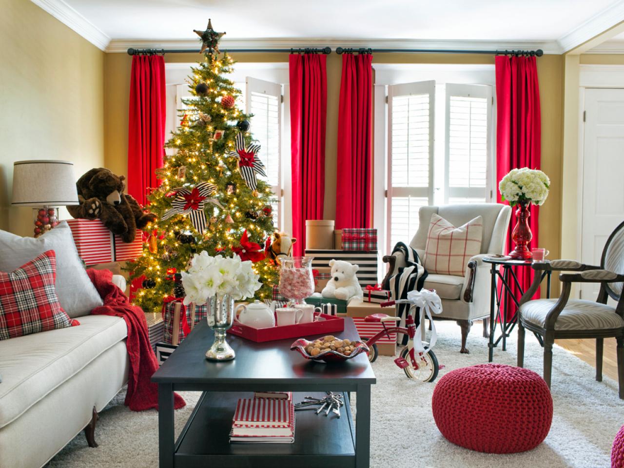 40+ Red and White Christmas Decorating Ideas – All About Christmas