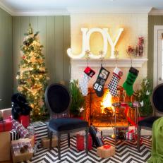Traditional Mantel With Modern Holiday Decor