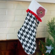 Houndstooth and Tassel Trim Stocking 