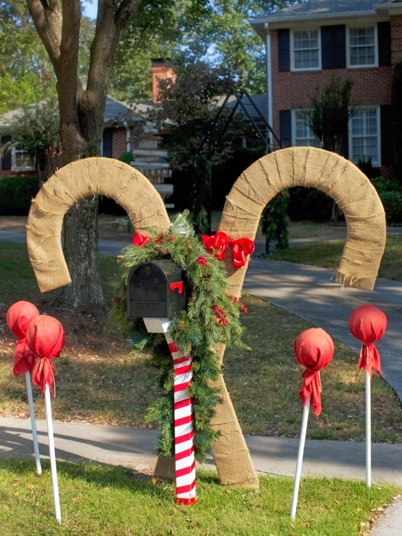 15 Diy Outdoor Holiday Decorating Ideas Hgtv S Decorating Design Blog Hgtv