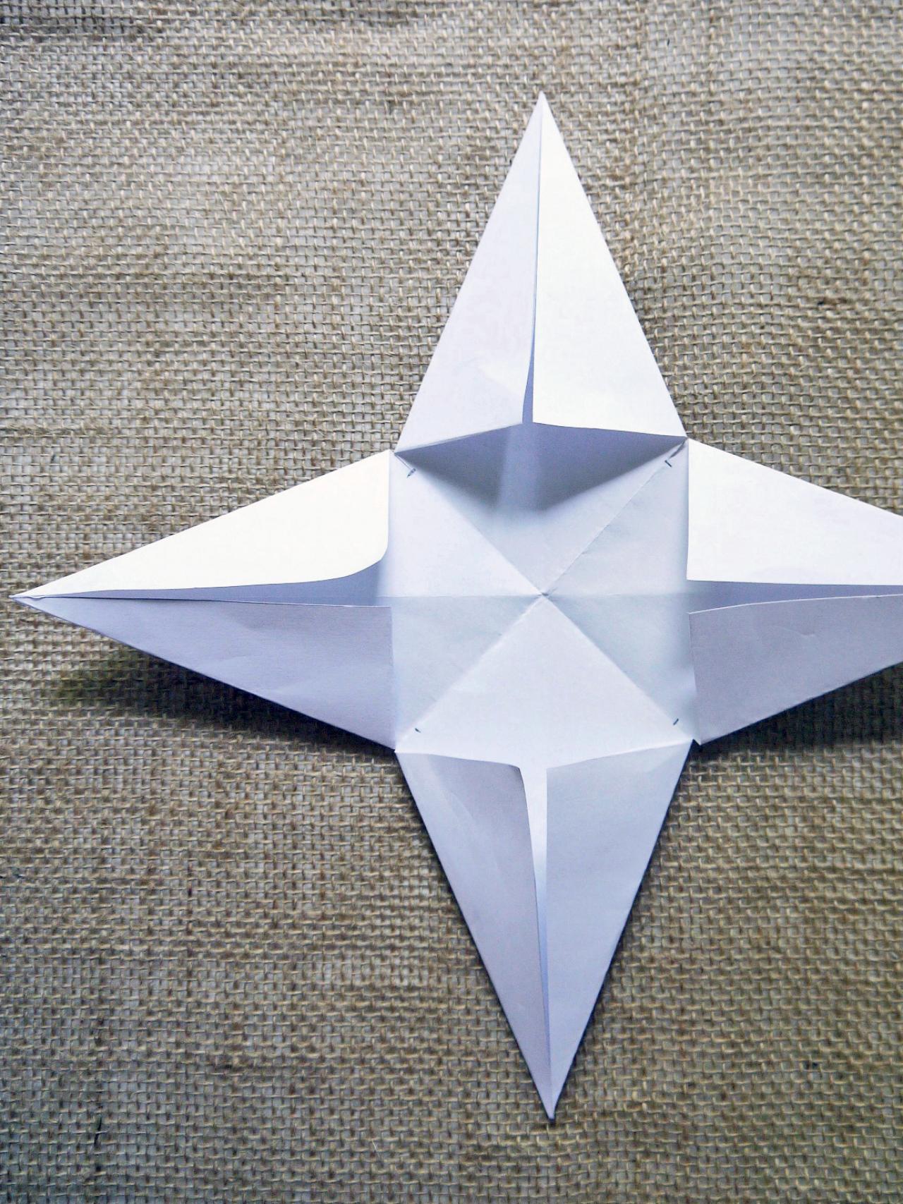 How To Make A Christmas Star With Chart Paper