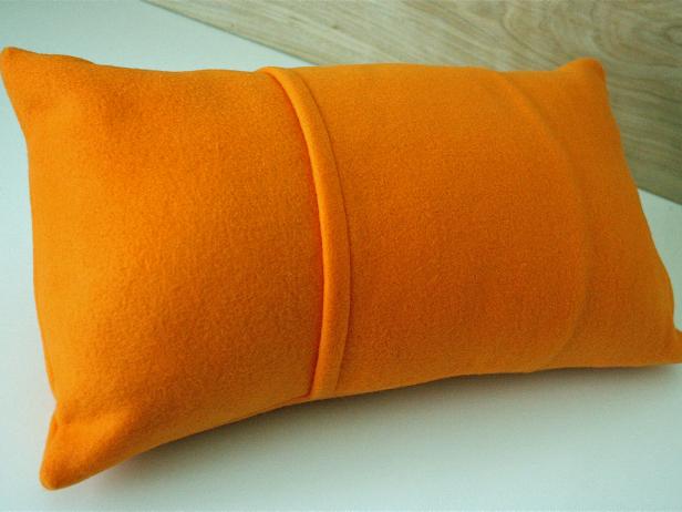 DIY Orange Christmas Pillow