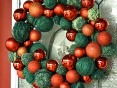Yarn & Ornament Christmas Wreath