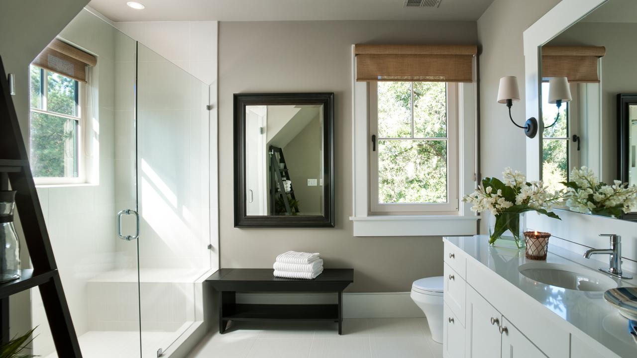 Design experts explain how to choose bathroom flooring