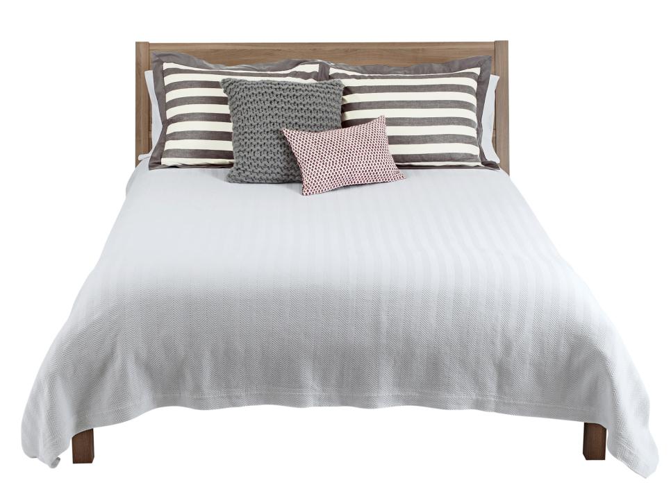 22 Stylish Ways To Make Your Bed Hgtv