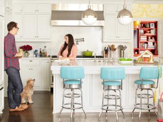 White kitchen with couple and retro finishes