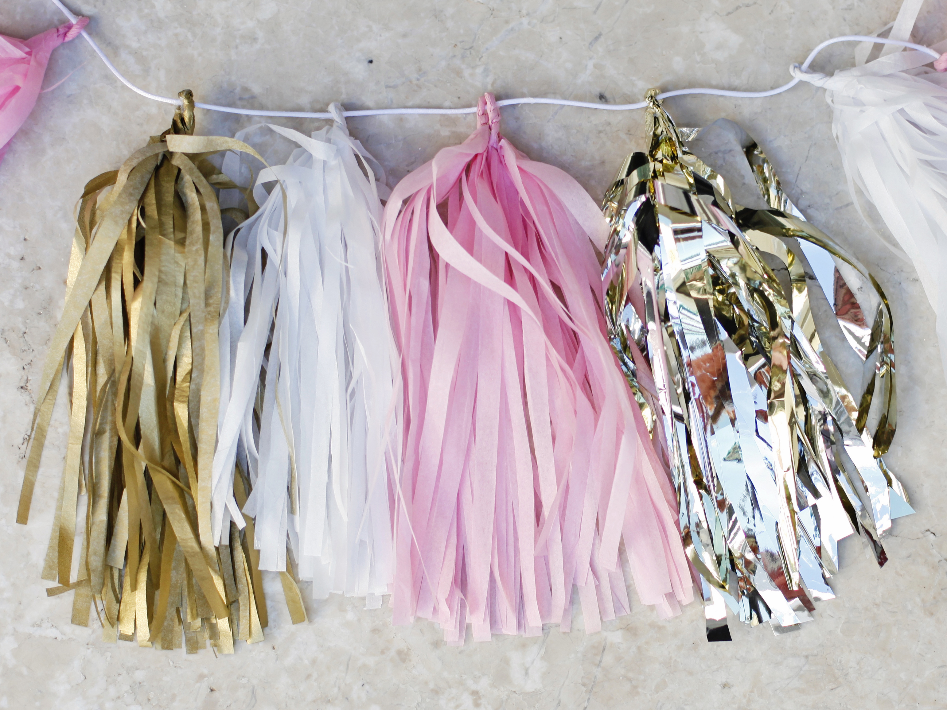Wedding 1 Set 20 Pcs Tissue Paper Tassels Tassels for Birthday Party Decoration Used for Birthday Party Decorations,4 Colors