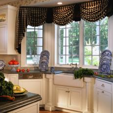 Black & White Cottage Kitchen With Apron Sink