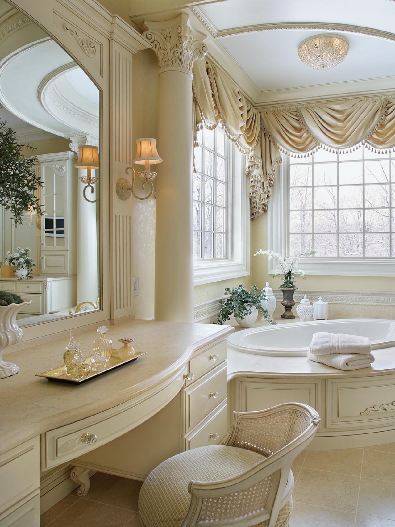 iBeautifuli iMasteri iBathroomi With Ornate Column HGTV