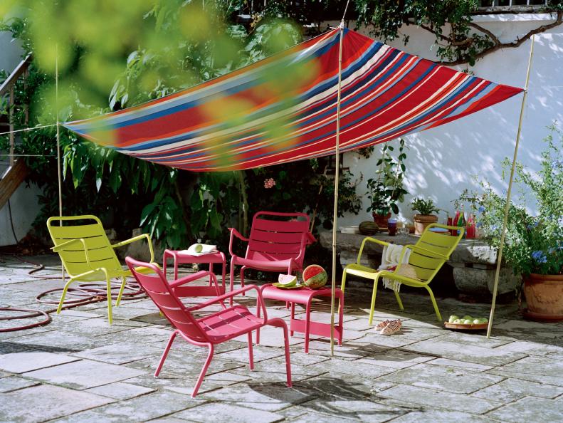 Colorful Outdoor Luxembourg Chairs and DIY Canopy