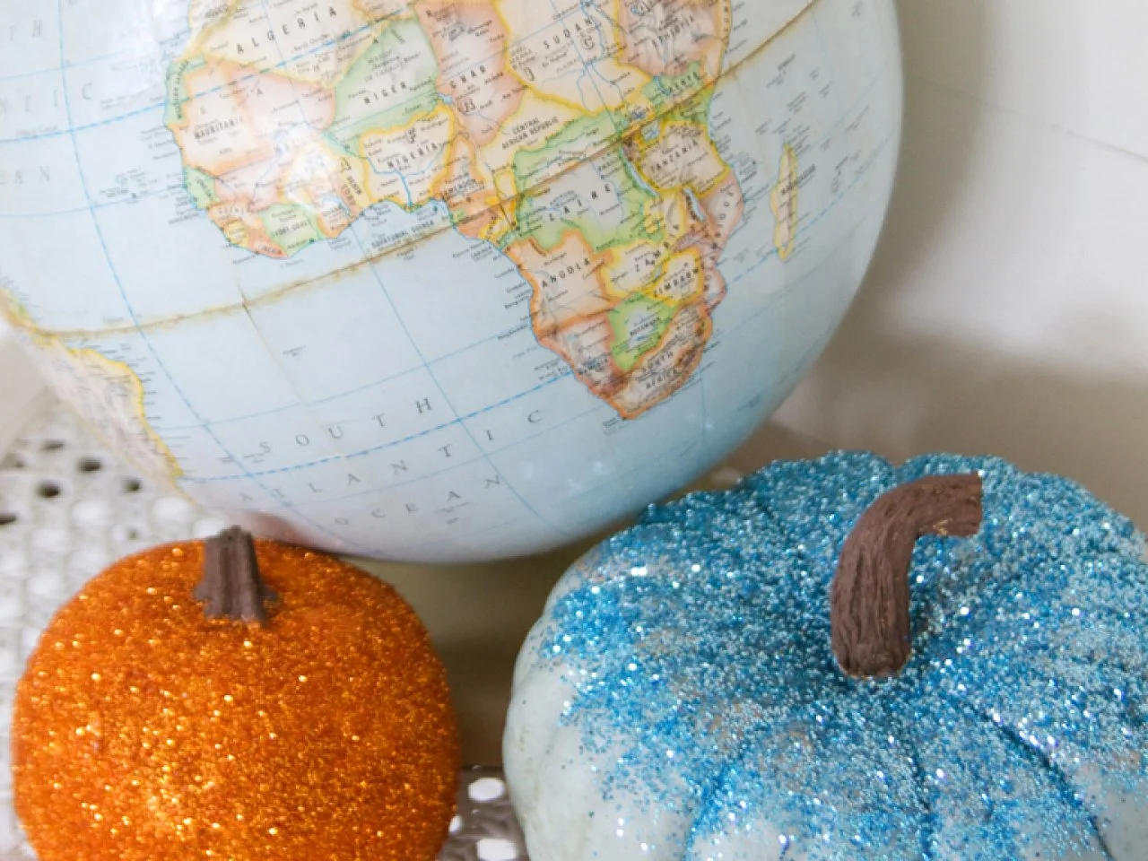 How to Make Glittered Pumpkins | HGTV