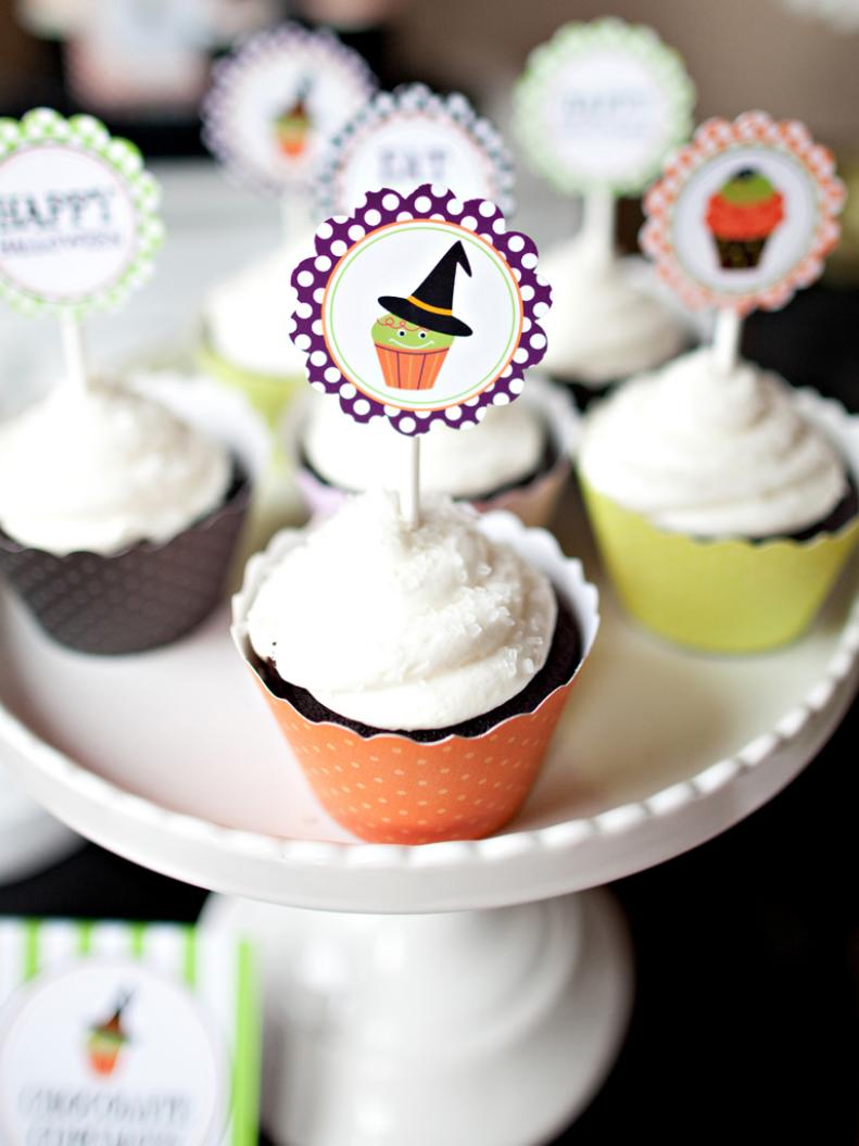 Close-Up of Halloween Cupcakes With Printable Topper