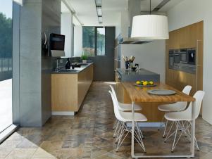 CI_Mannington-kitchen-porcelain-tile-flooring_s3x4