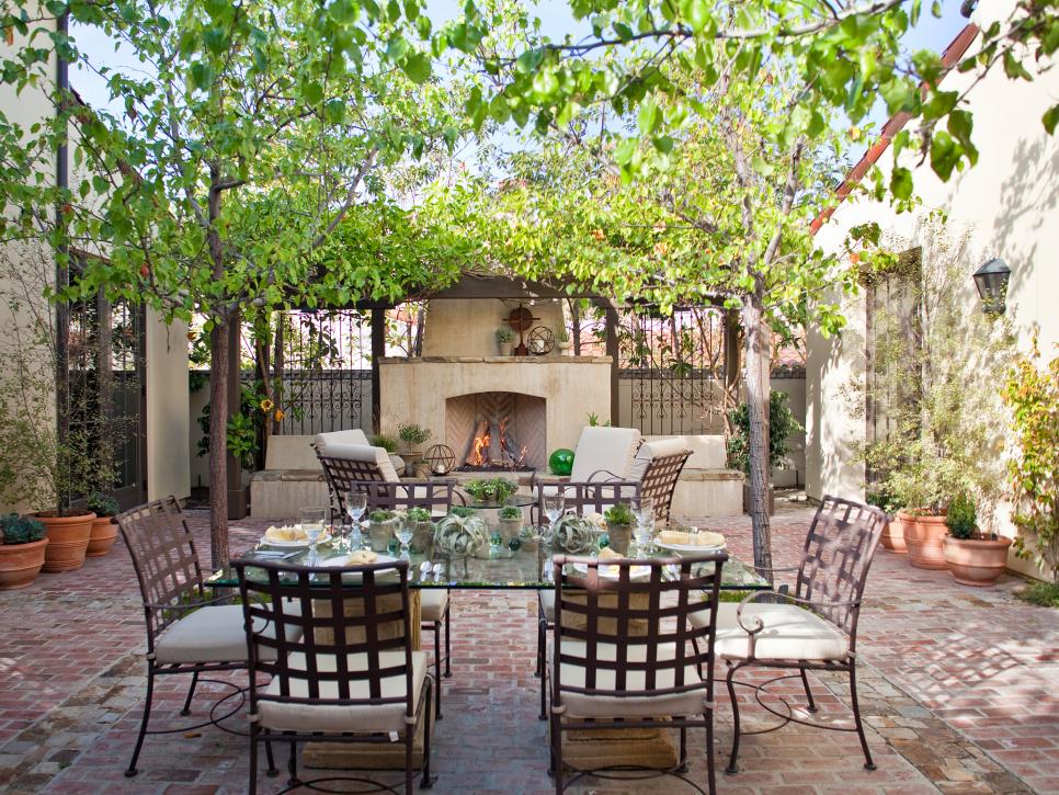 Stylish And Functional Outdoor Dining Rooms Hgtv - 