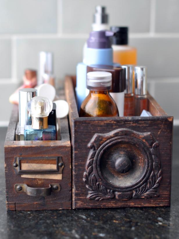 Vintage Drawers Contain Bathroom Clutter