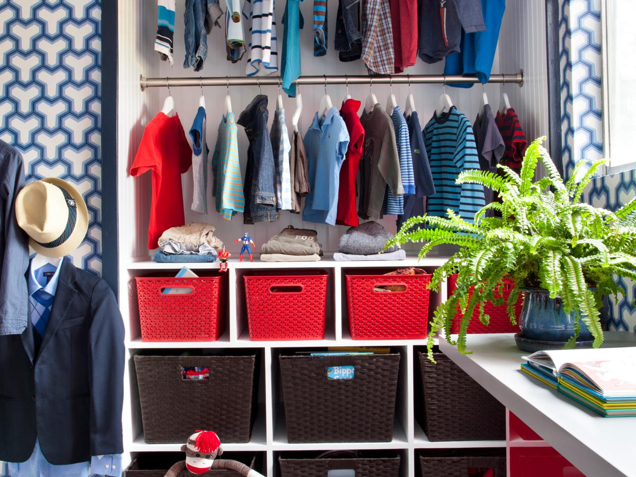 20 Ideas For The Most Organized Kids Closet