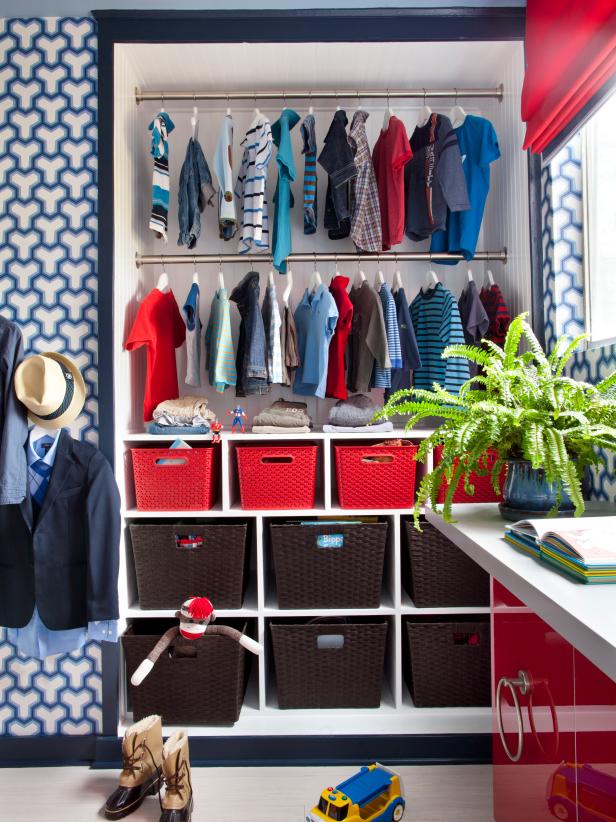 kids small closet