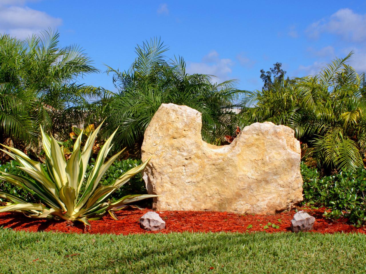 3 Things to Know About Using Large Rocks In Landscaping