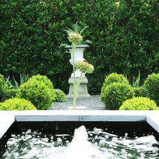 Traditional Outdoor Garden Bubbling Water Fountain