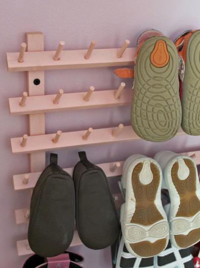 baby shoe rack