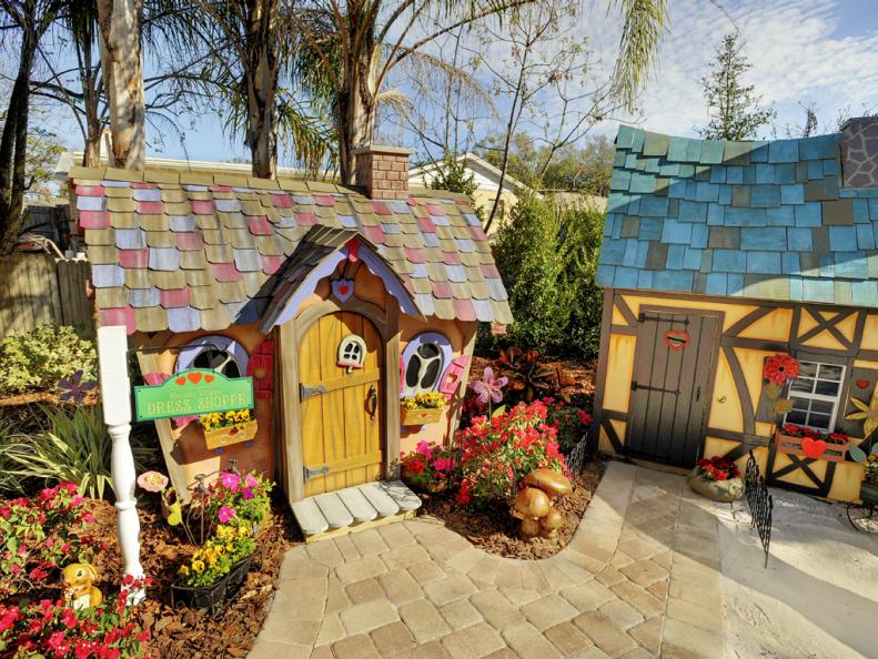 Backyard With Disney Dollhouses 