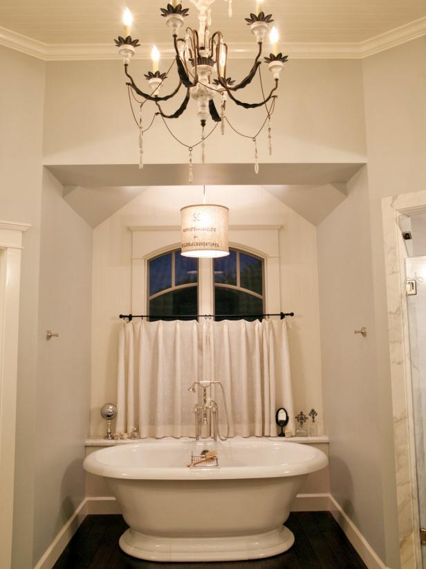 Traditional White Bathroom With Large Soaking Tub | HGTV