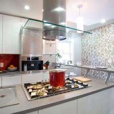Contemporary Kitchen With Breakfast Bar & Cylinder Range Hood