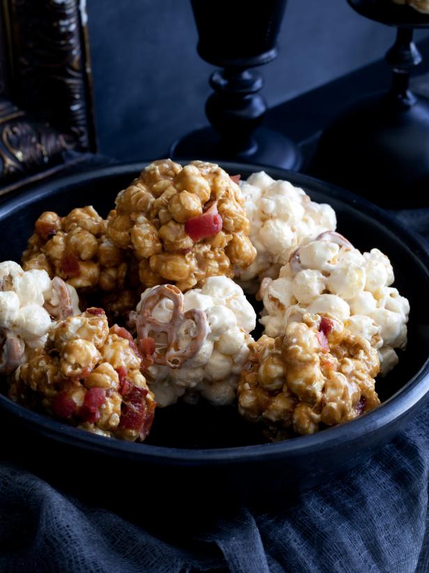 Marshmallow Popcorn in a Bowl  