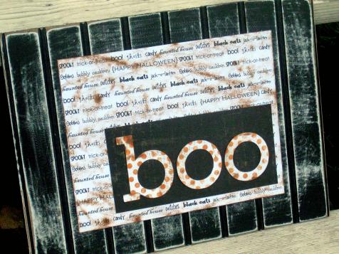 Boo! Beadboard Sign for Halloween