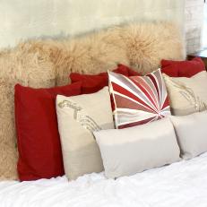 HCLRS1009_Eclectic-Bedroom-Pillows_s4x3