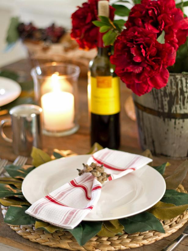 Nature-Inspired Table Setting for Thanksgiving