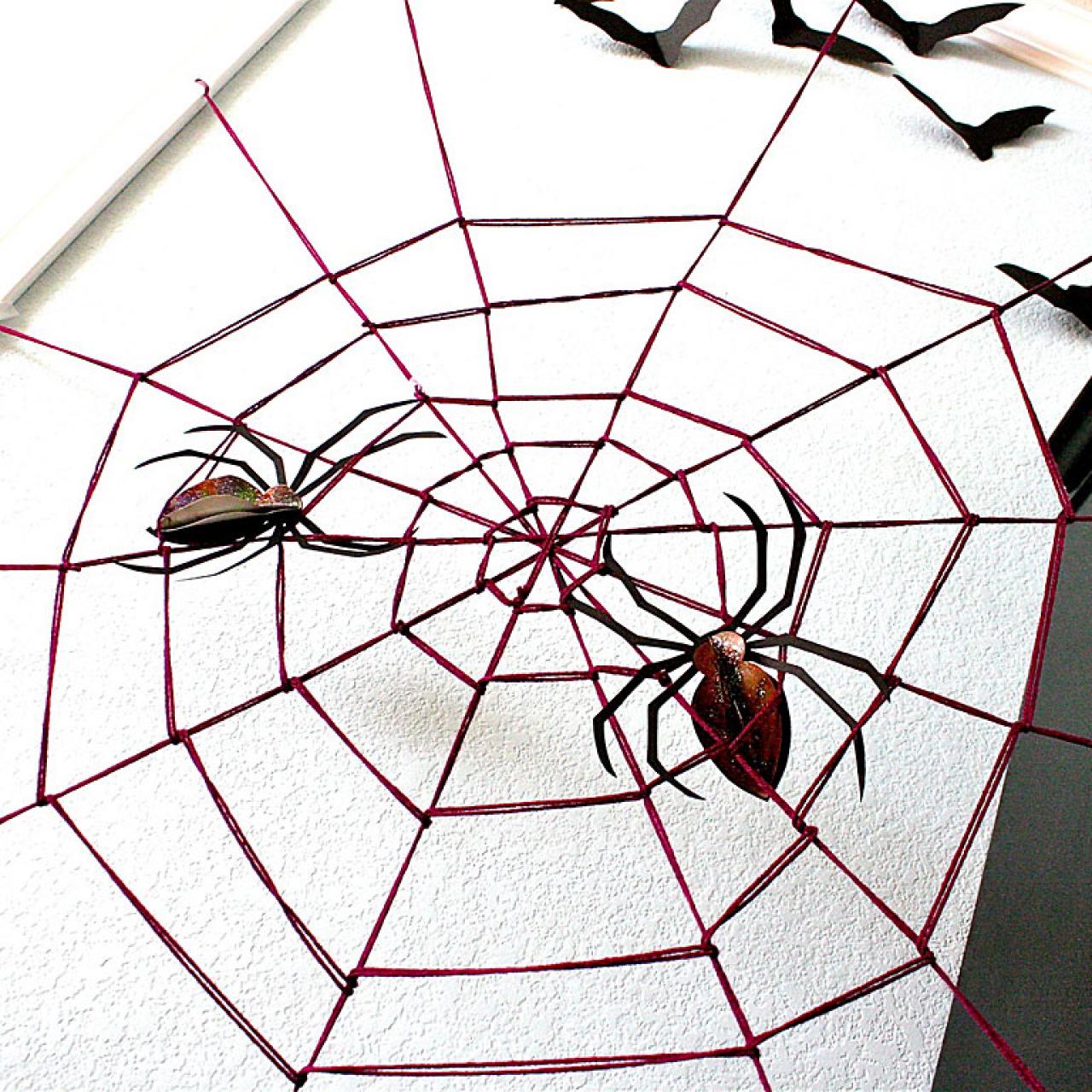 Giant Yarn Spider Web - MADE EVERYDAY
